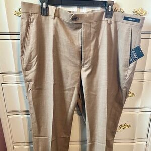 Jo’s A Bank Men’s Travel Tech dress pants 42R